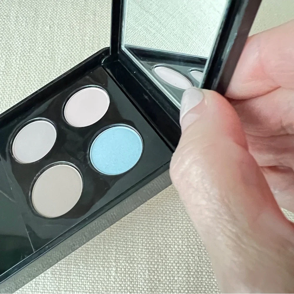 Elizabeth Arden Classic Eyeshadow Quad NO. 9208-4
